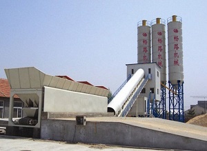 建一個小型商品混凝土攪拌站要花多少錢？